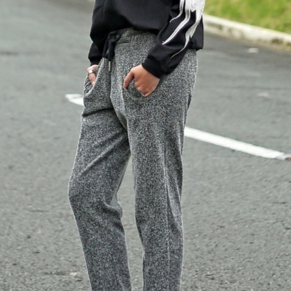 Ji Cheng Winged Sweatshirt - Picture 9 of 10